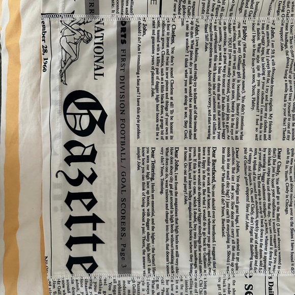 John Galliano Black and White Text Print Top - Picture 5 of 6